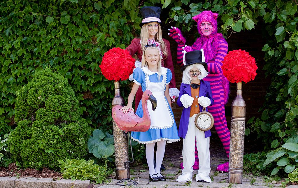 Alice in Wonderland Costumes